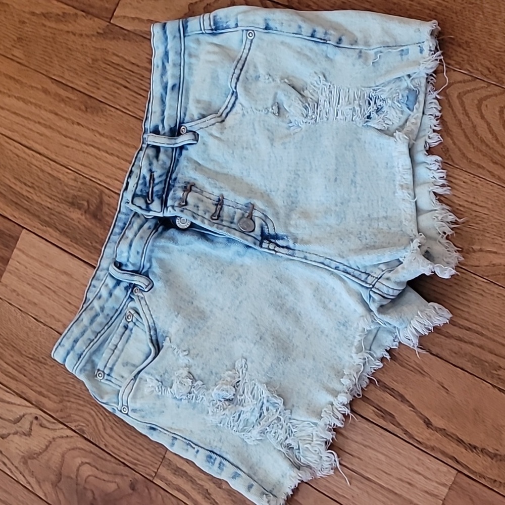 Trendy Light Blue Distressed Denim Shorts - Picture 2 of 11